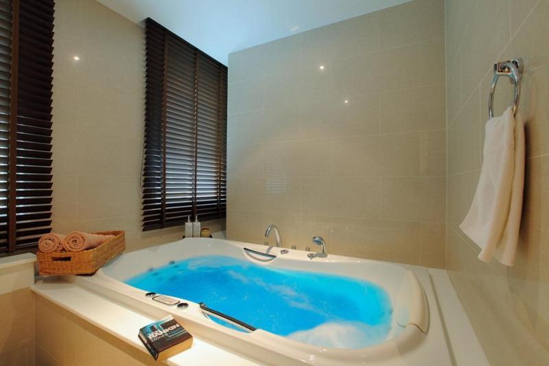 Kalim Beach Place Patong 客房 照片